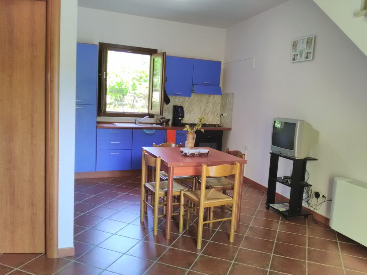 Villaggio Dei Balocchi Castelbuono  Δωμάτιο φωτογραφία